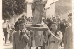 Consuelo-con-la-Virgen-de-la-Magdalena