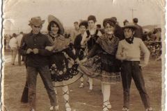 EL-DE-LA-IZQUIERDA-ES-MI-PADRE
