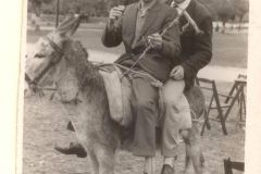 Lorenzo-en-burro